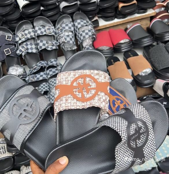 Tiwa full frontal short hair bounce