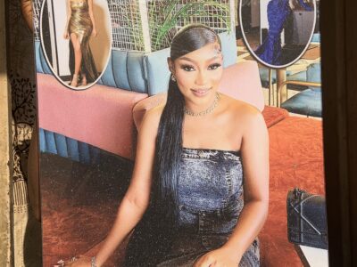 Frames (Acrylic ,woodframe, borderless, neon shaped)