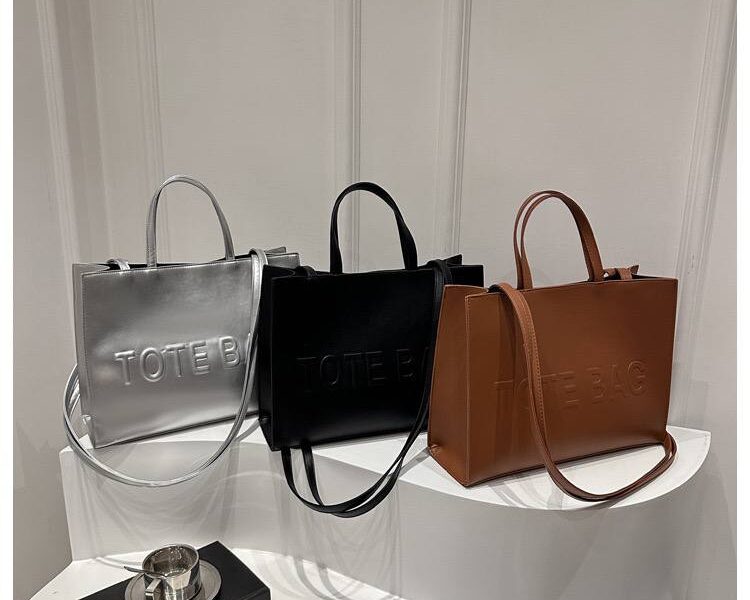 MEDIUM SIZE TOTE BAG