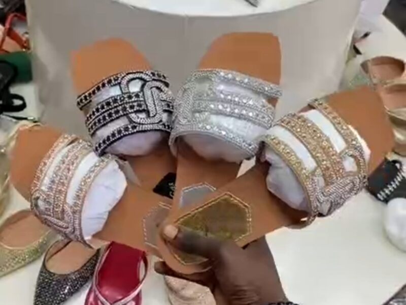 BADDIE STONE SLIPPERS